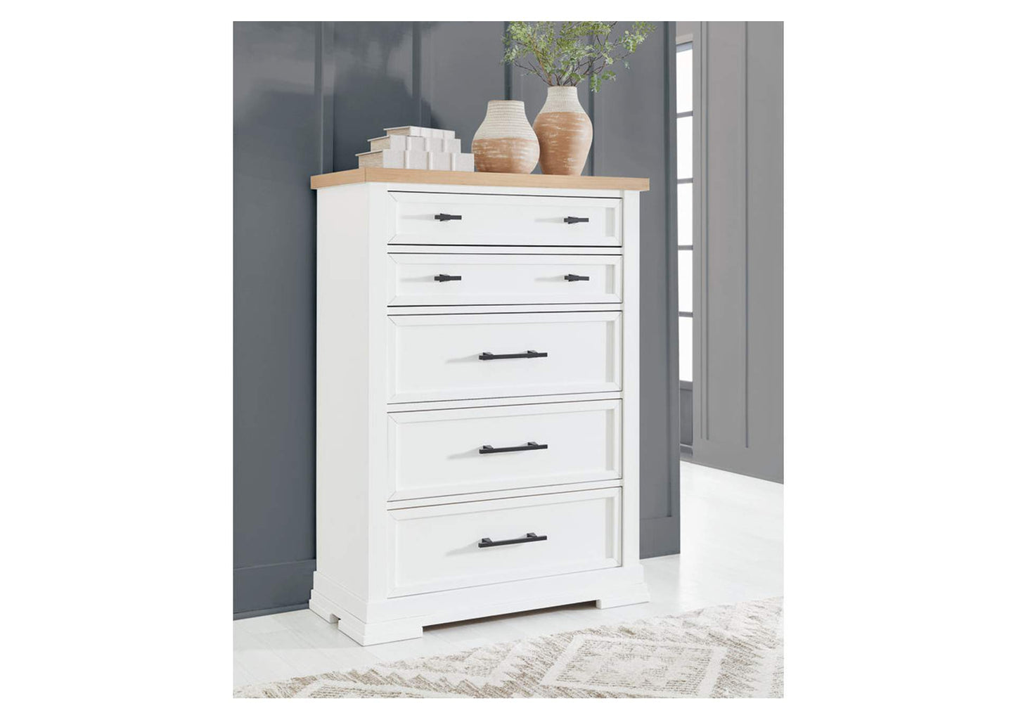 Ashbryn Chest of Drawers