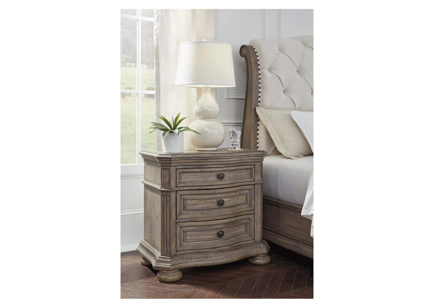 Ardenfield Nightstand