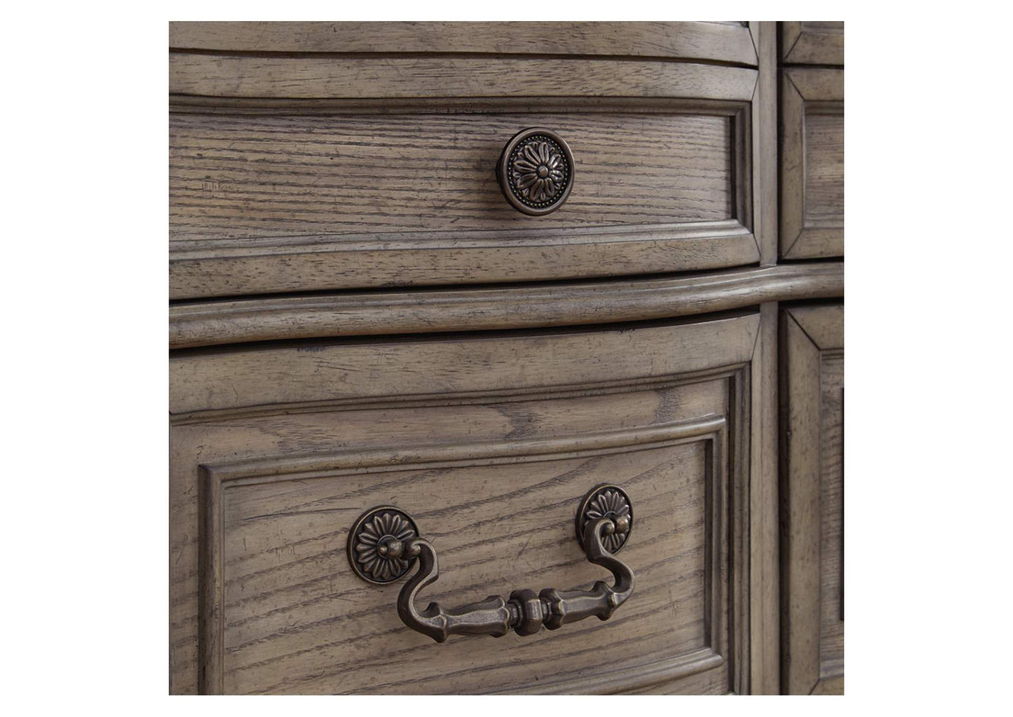 Ardenfield Chest of Drawers