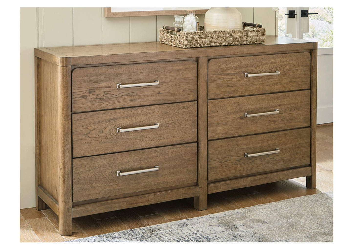 Cabalynn Dresser