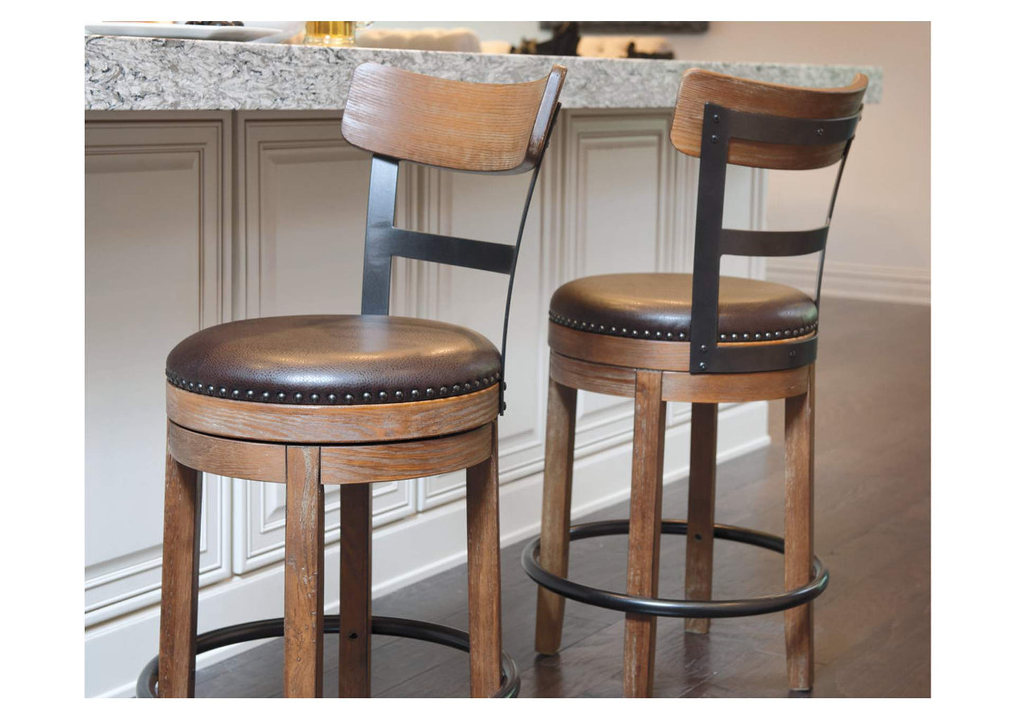 Pinnadel Counter Height Bar Stool