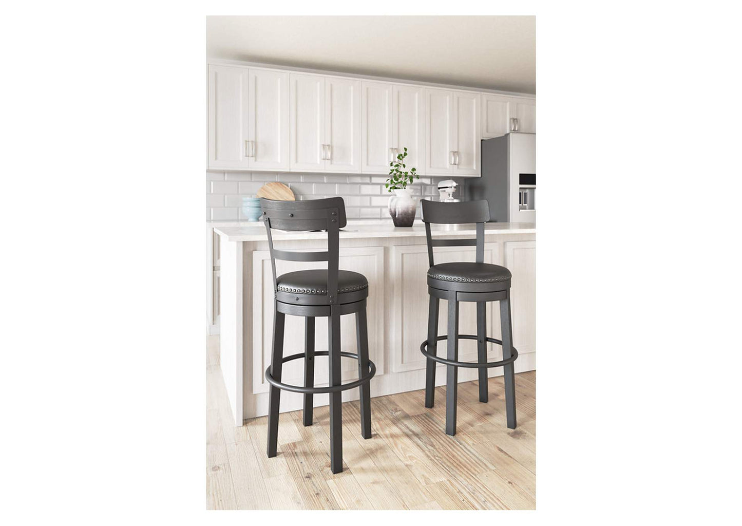 Valebeck Bar Height Bar Stool (Set of 2)