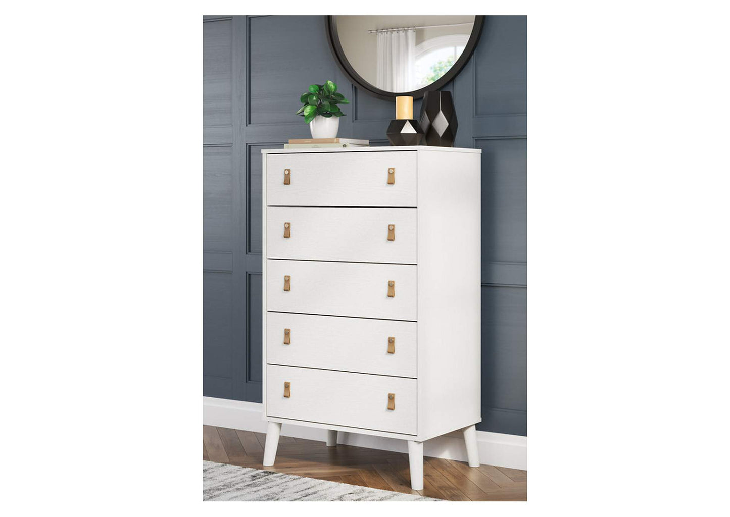 Aprilyn Chest of Drawers