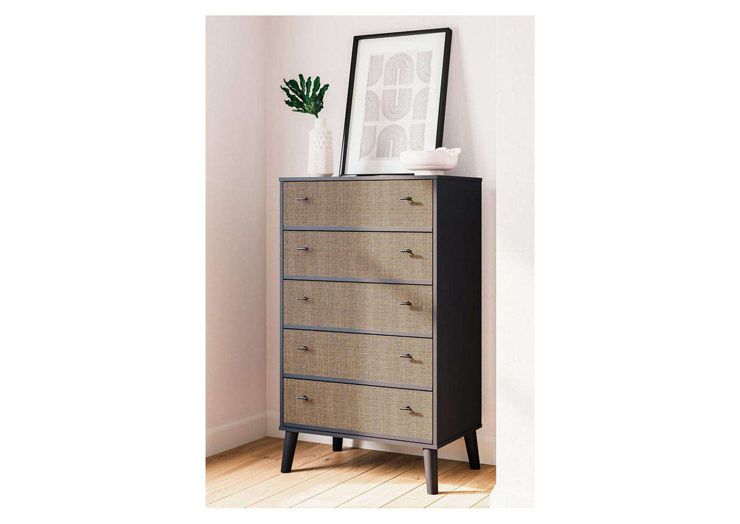 Charlang Chest of Drawers