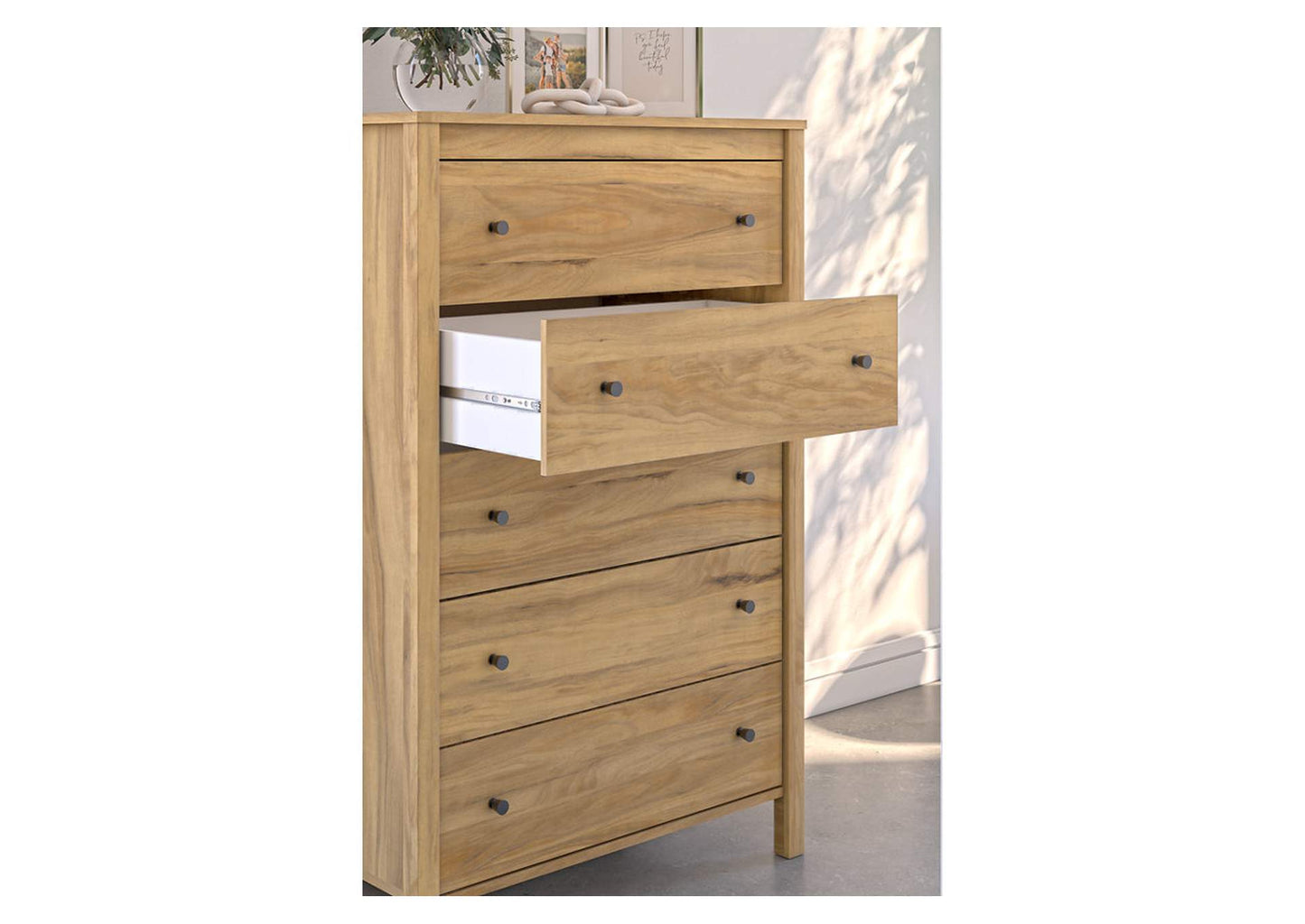 Bermacy Chest of Drawers