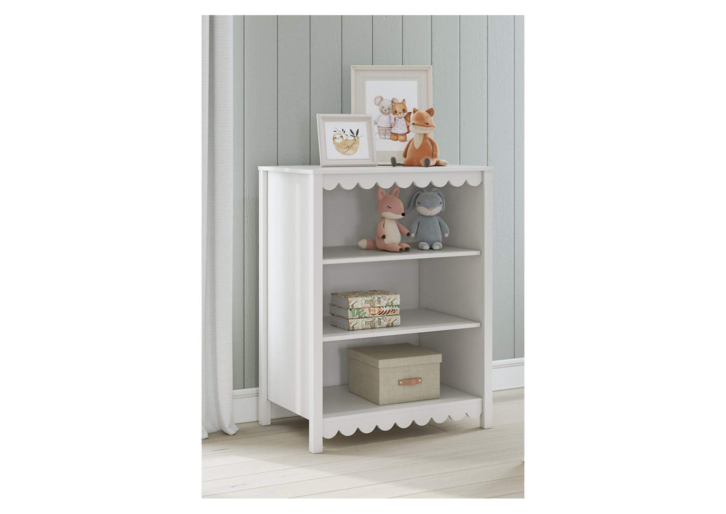 Hallityn Bookcase