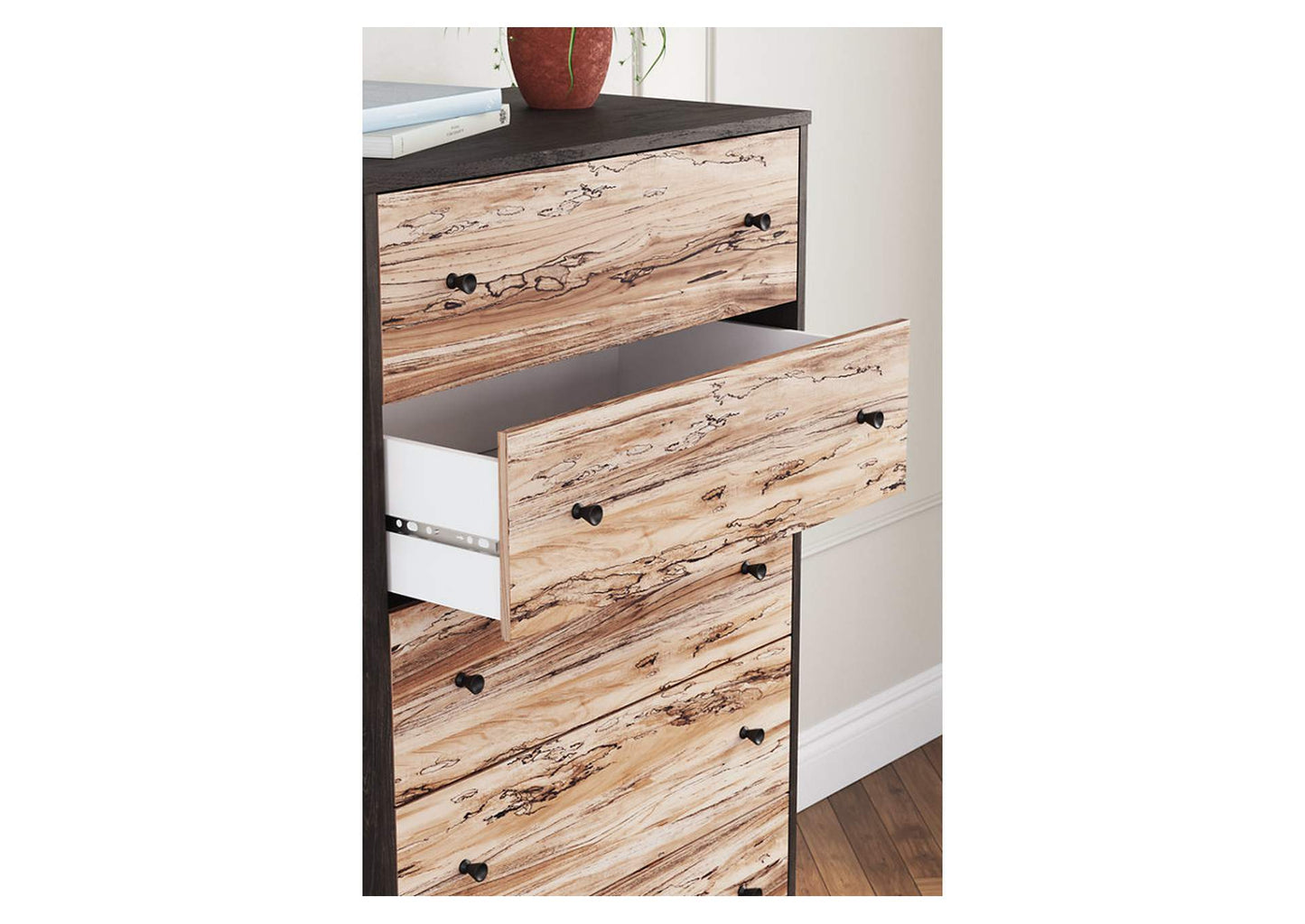 Piperton Chest of Drawers