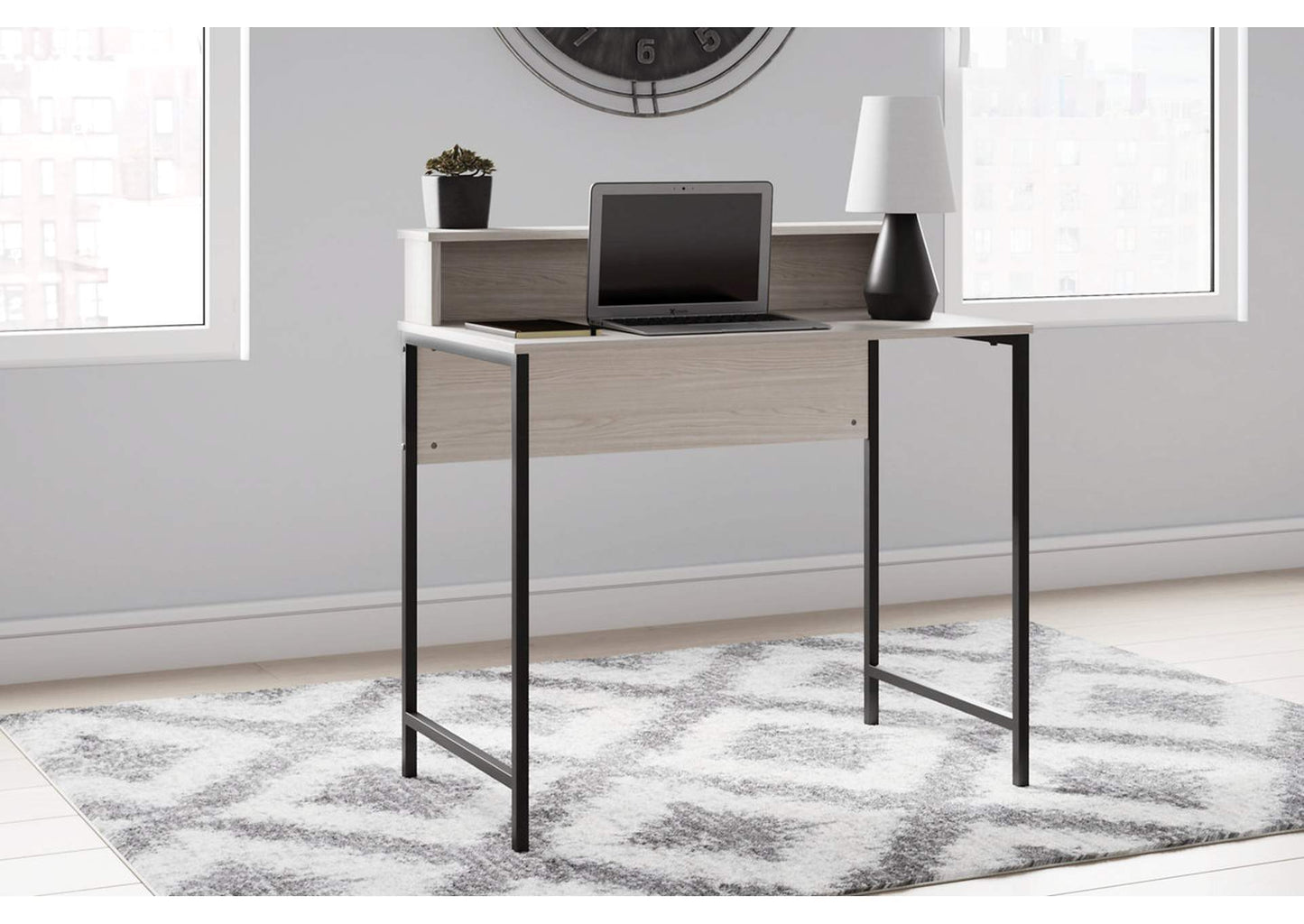 Bayflynn Home Office Desk