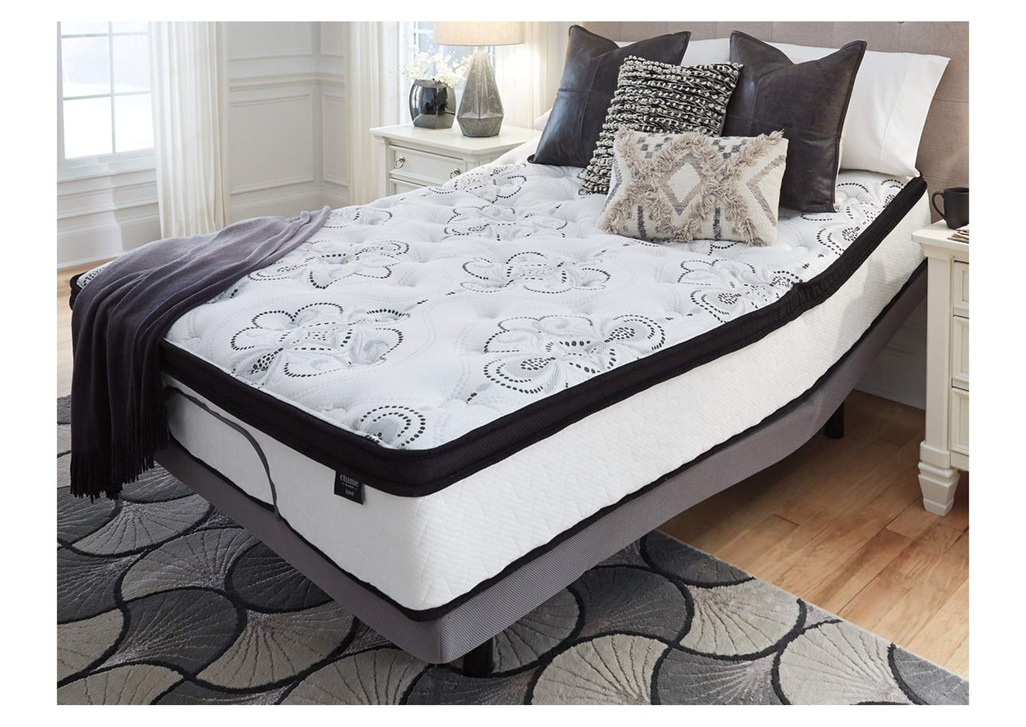 Chime 12 Inch Hybrid Queen Mattress in a Box