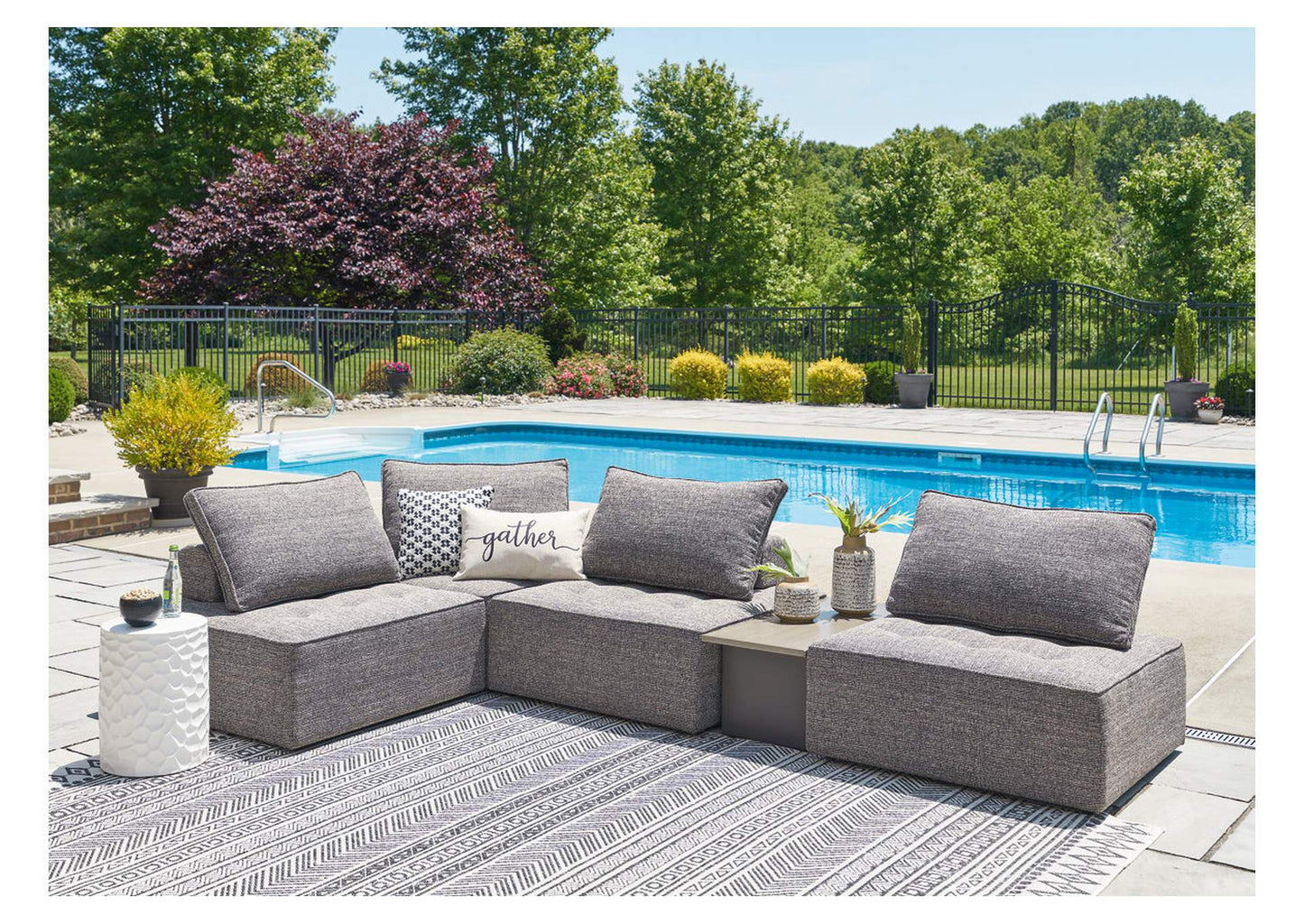 Bree Zee 5-Piece Outdoor Sectional