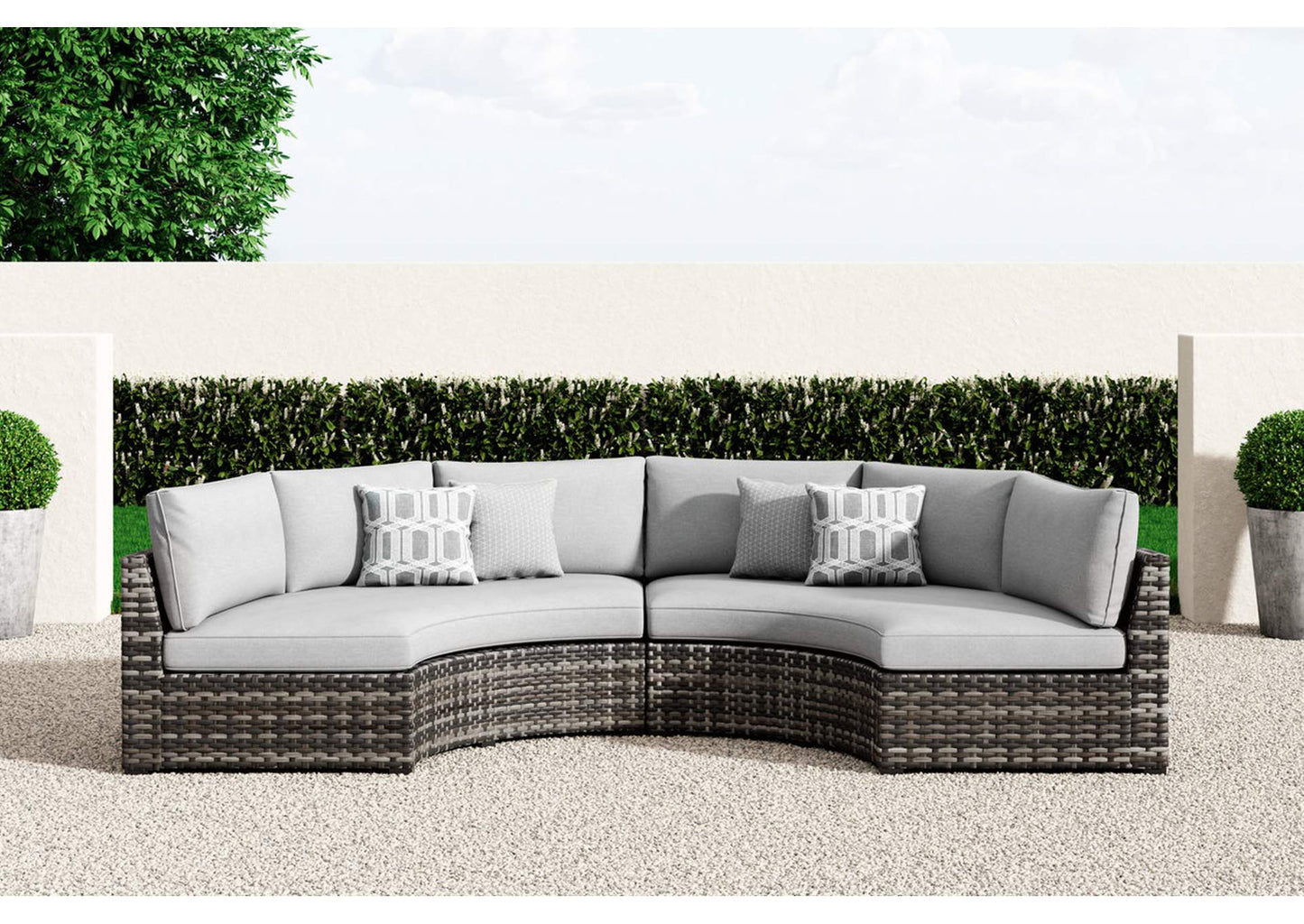 Harbor Court 2-Piece Outdoor Sectional