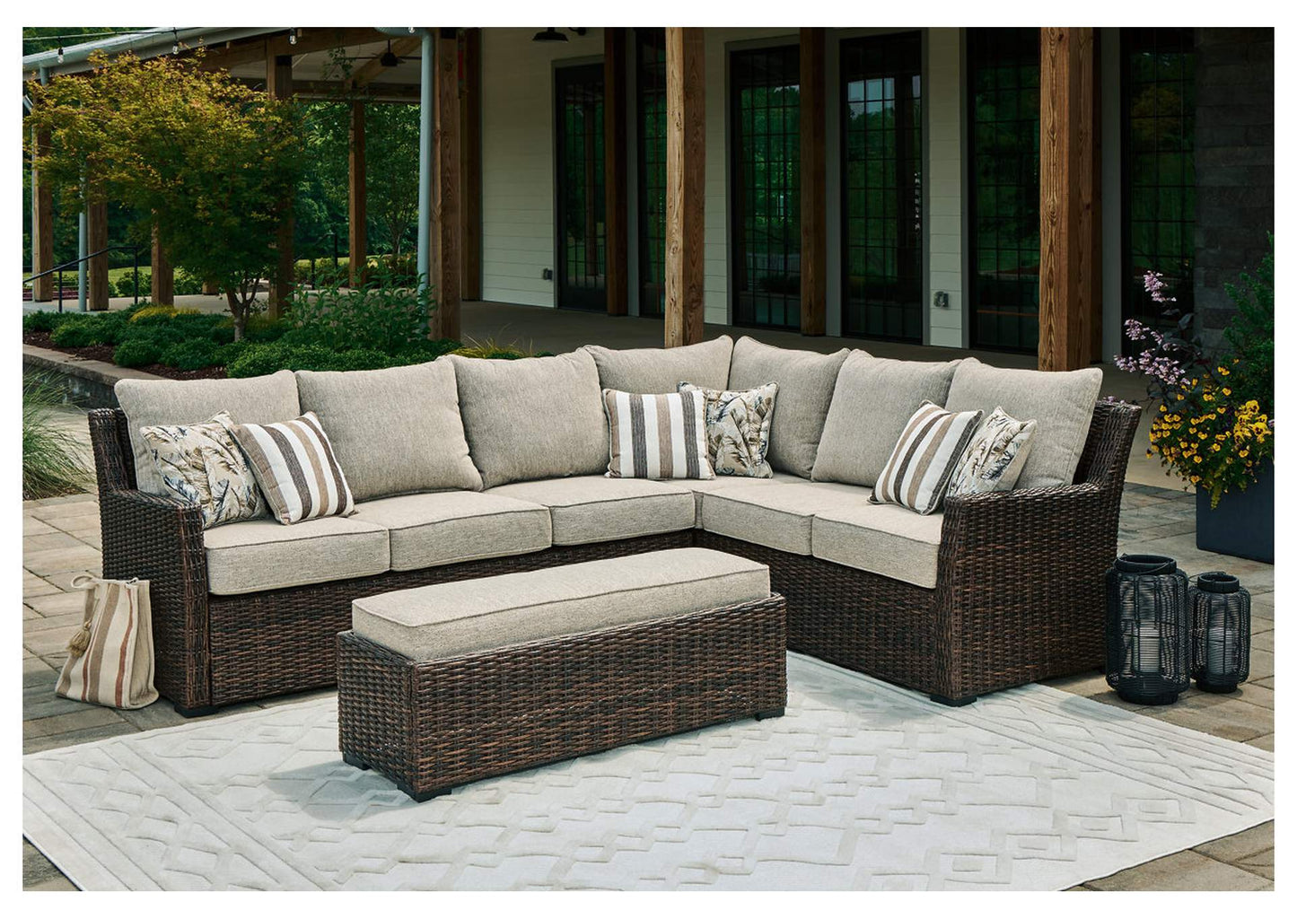 Brook Ranch Outdoor Sofa Sectional/Bench with Cushion (Set of 3)