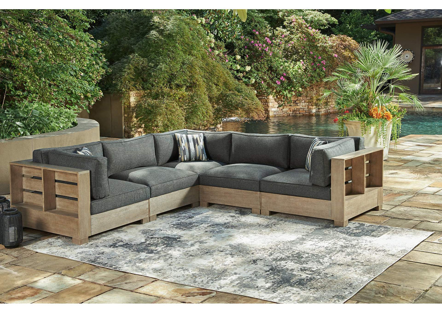 Citrine Park 5-Piece Outdoor Sectional with Ottoman