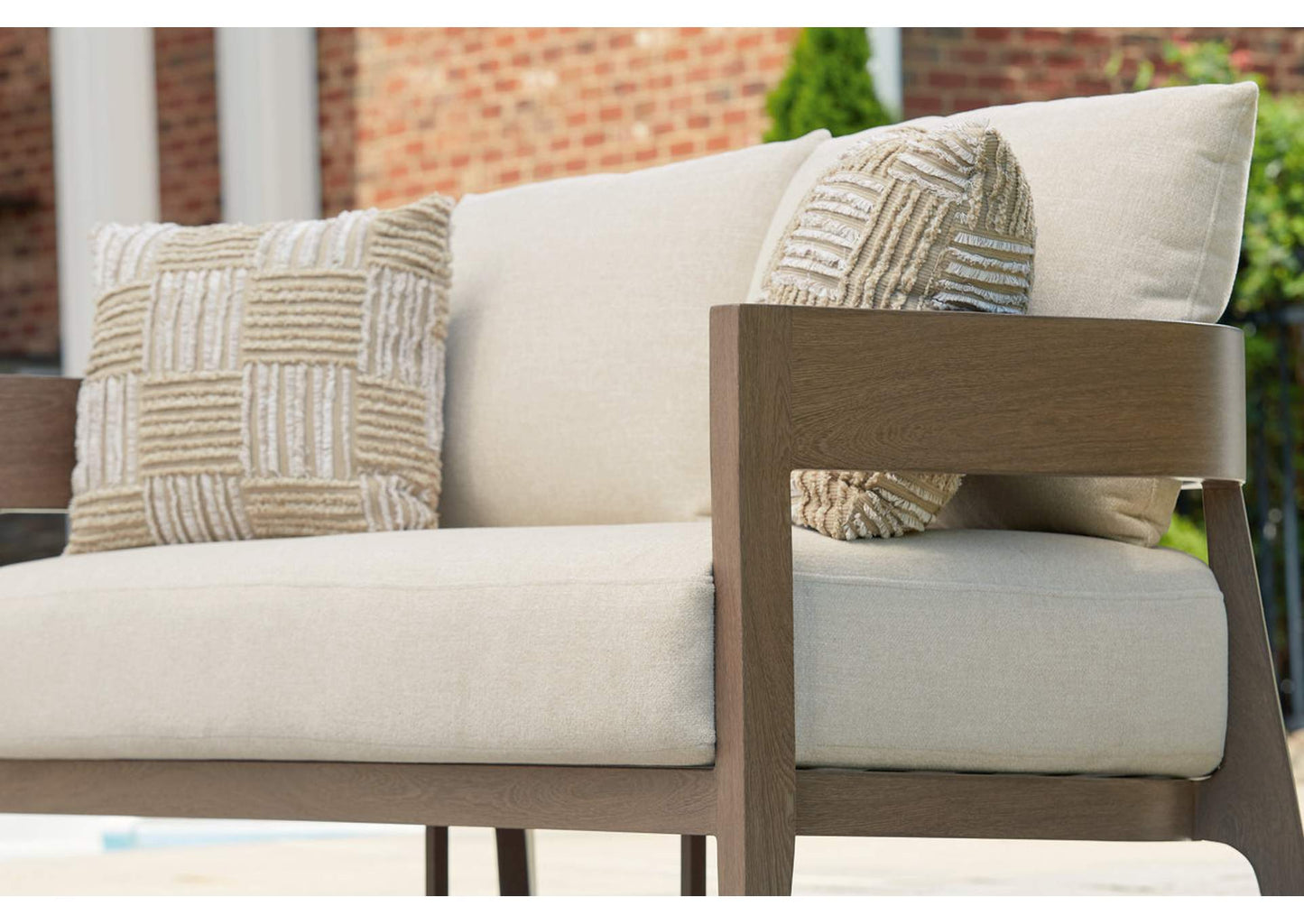 Serene Bay Outdoor Loveseat with Cushion