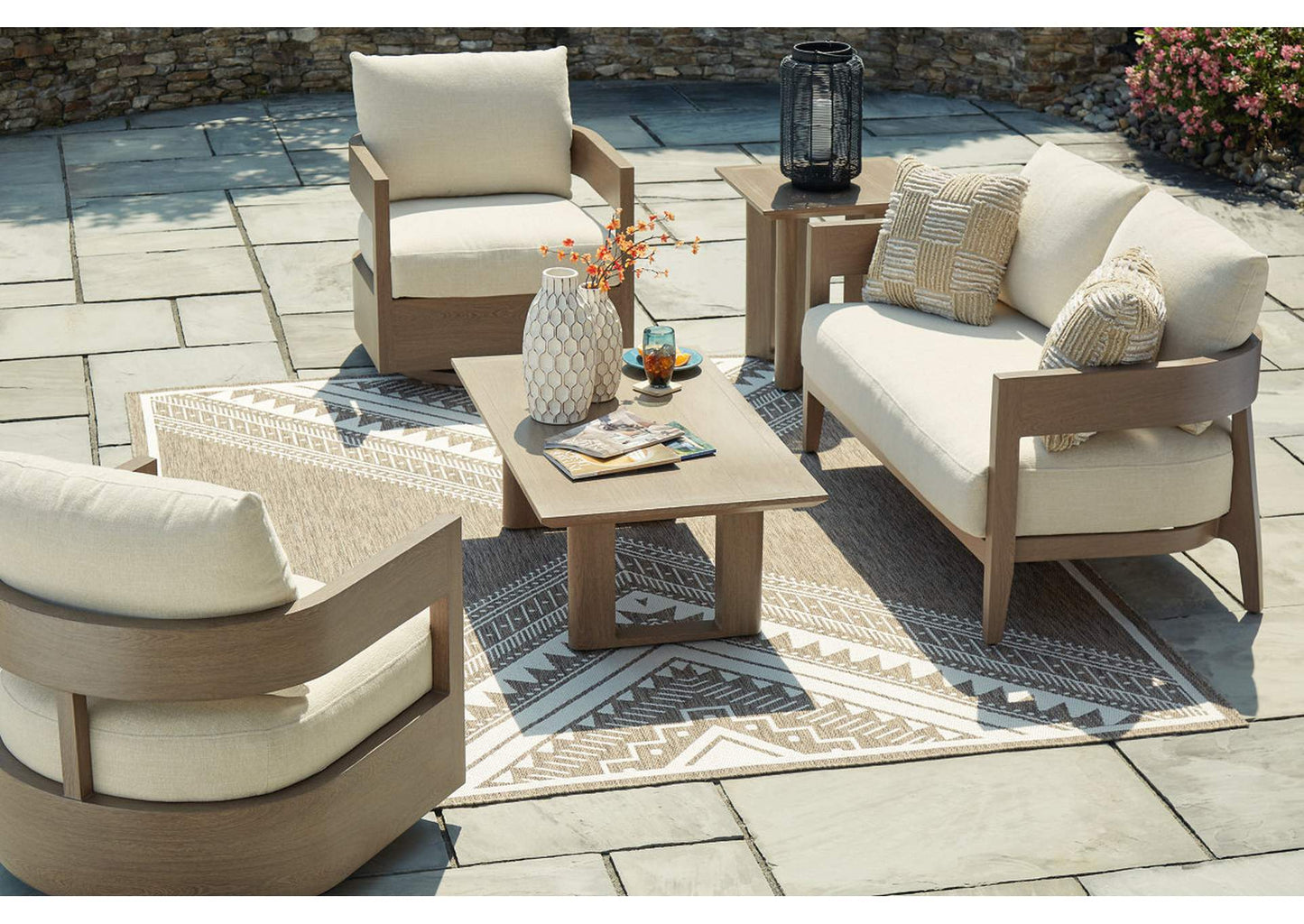 Serene Bay Outdoor End Table