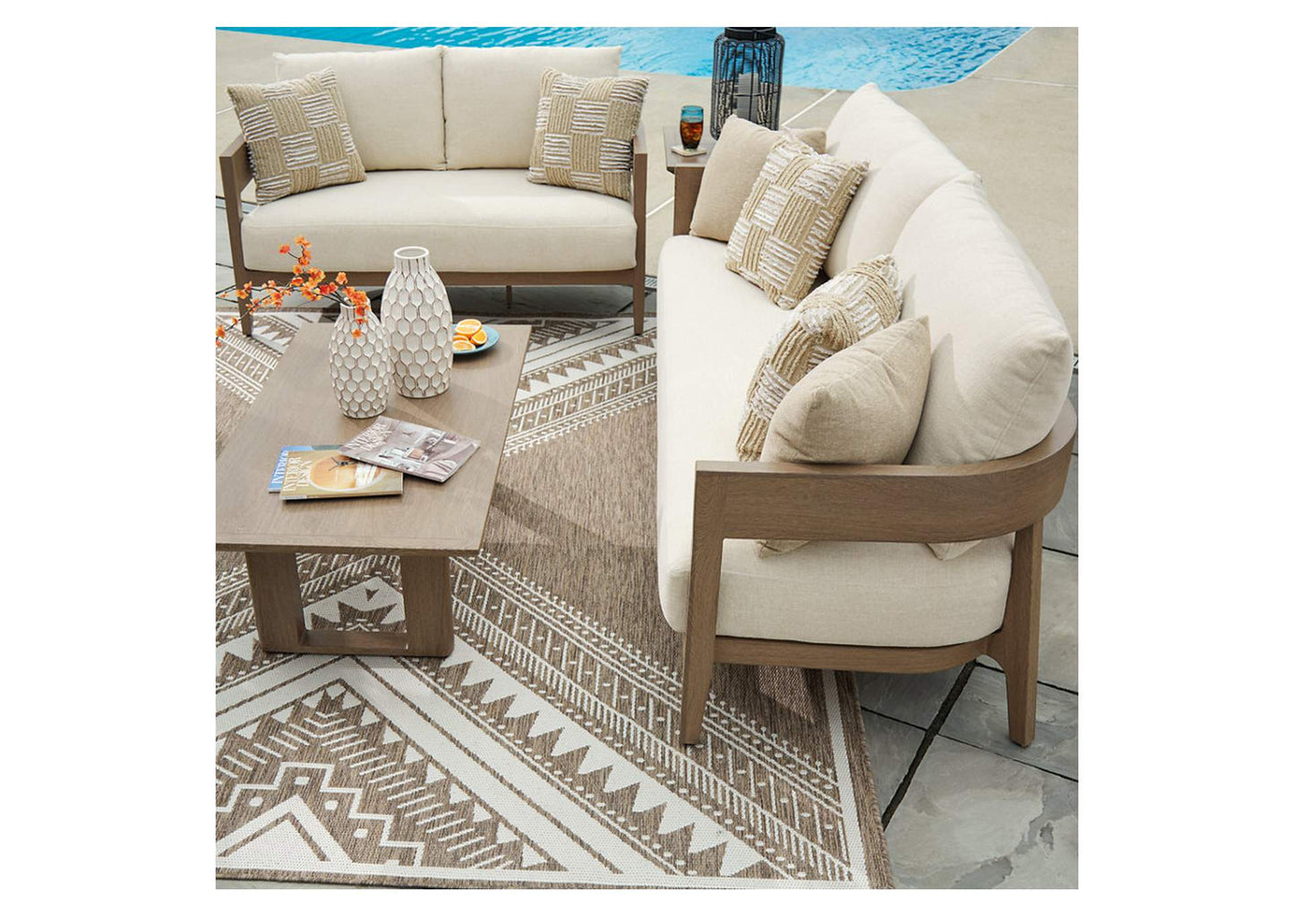 Serene Bay Outdoor Loveseat with Cushion