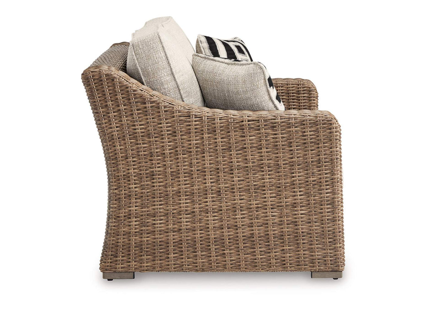 Beachcroft Outdoor Loveseat with Cushion