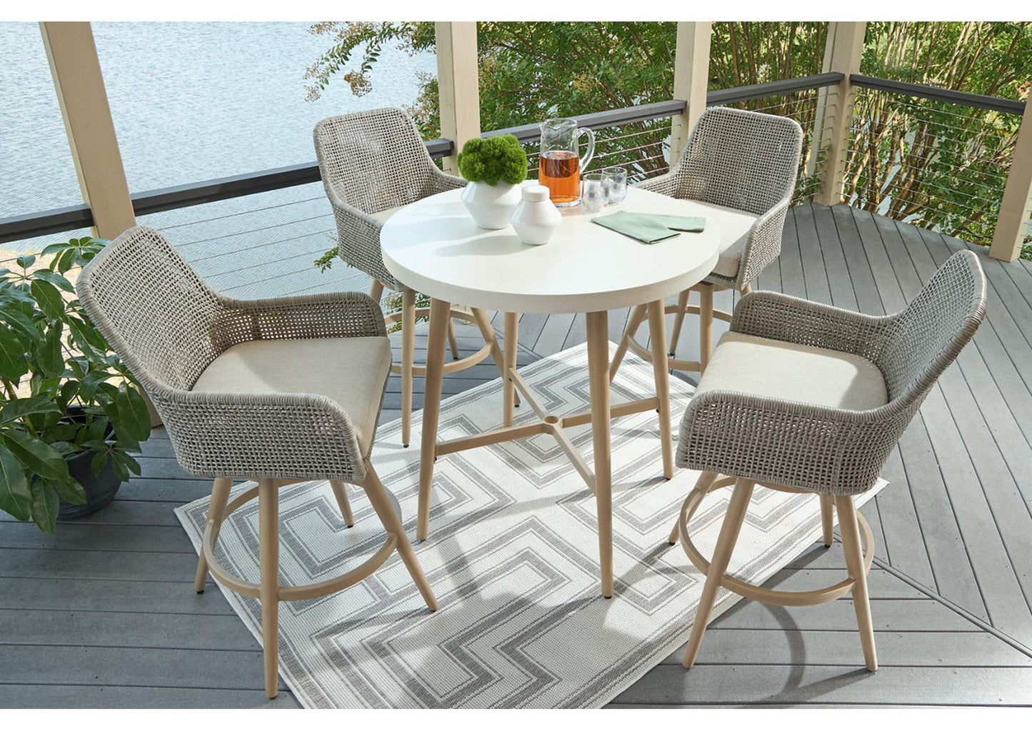 Seton Creek Outdoor Bar Table and 4 Barstools