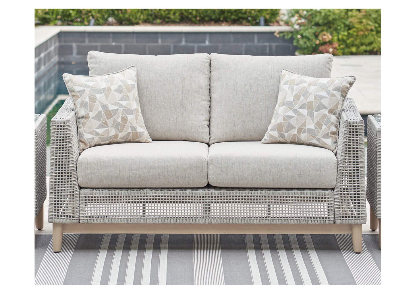 Seton Creek Outdoor Loveseat with Cushion