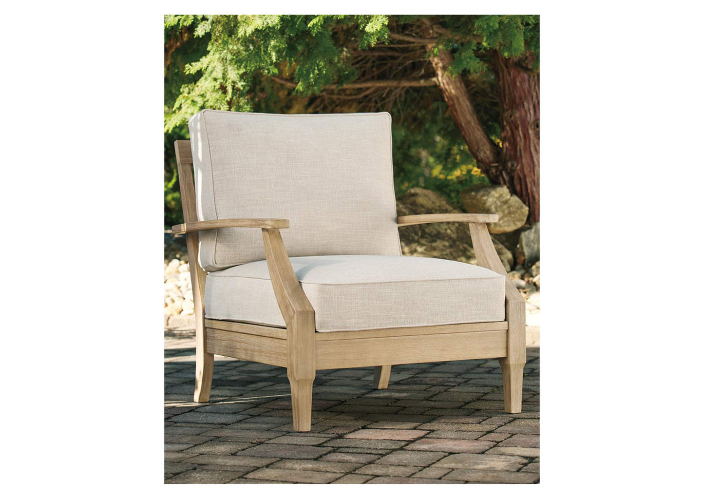 Clare View Outdoor Sofa with Lounge Chair