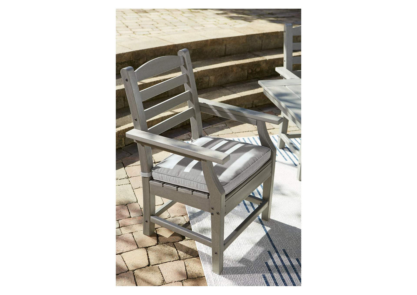 Visola Outdoor Dining Table with 4 Chairs