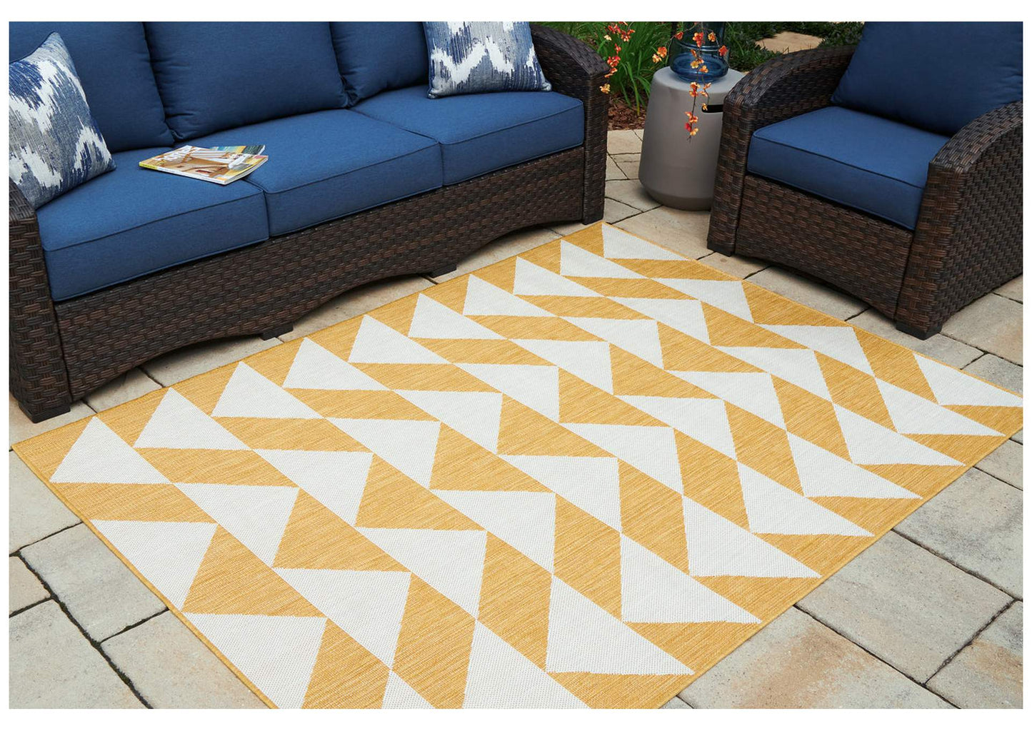 Thomley 5' x 7' Rug