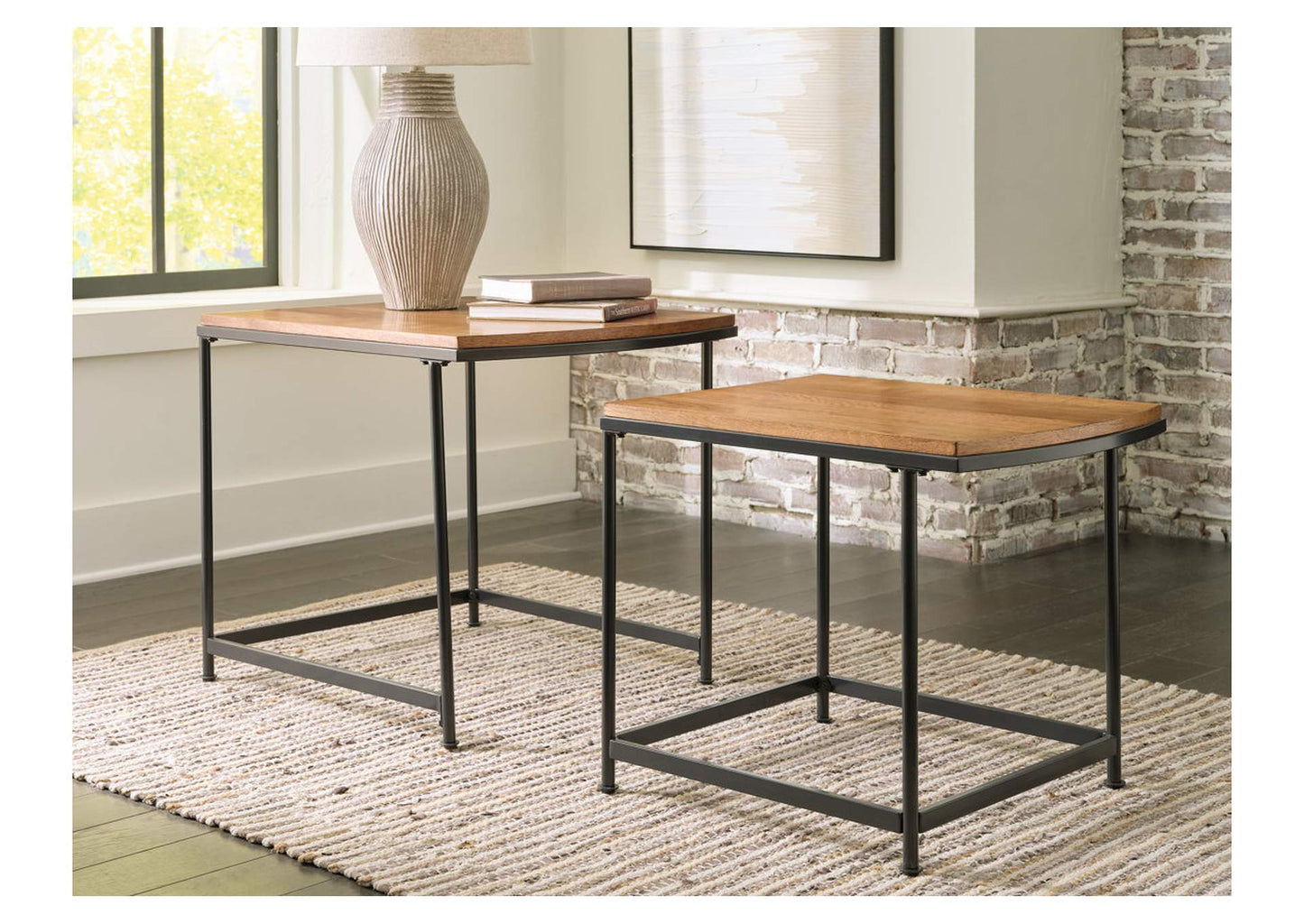 Drezmoore Nesting End Table (Set of 2)