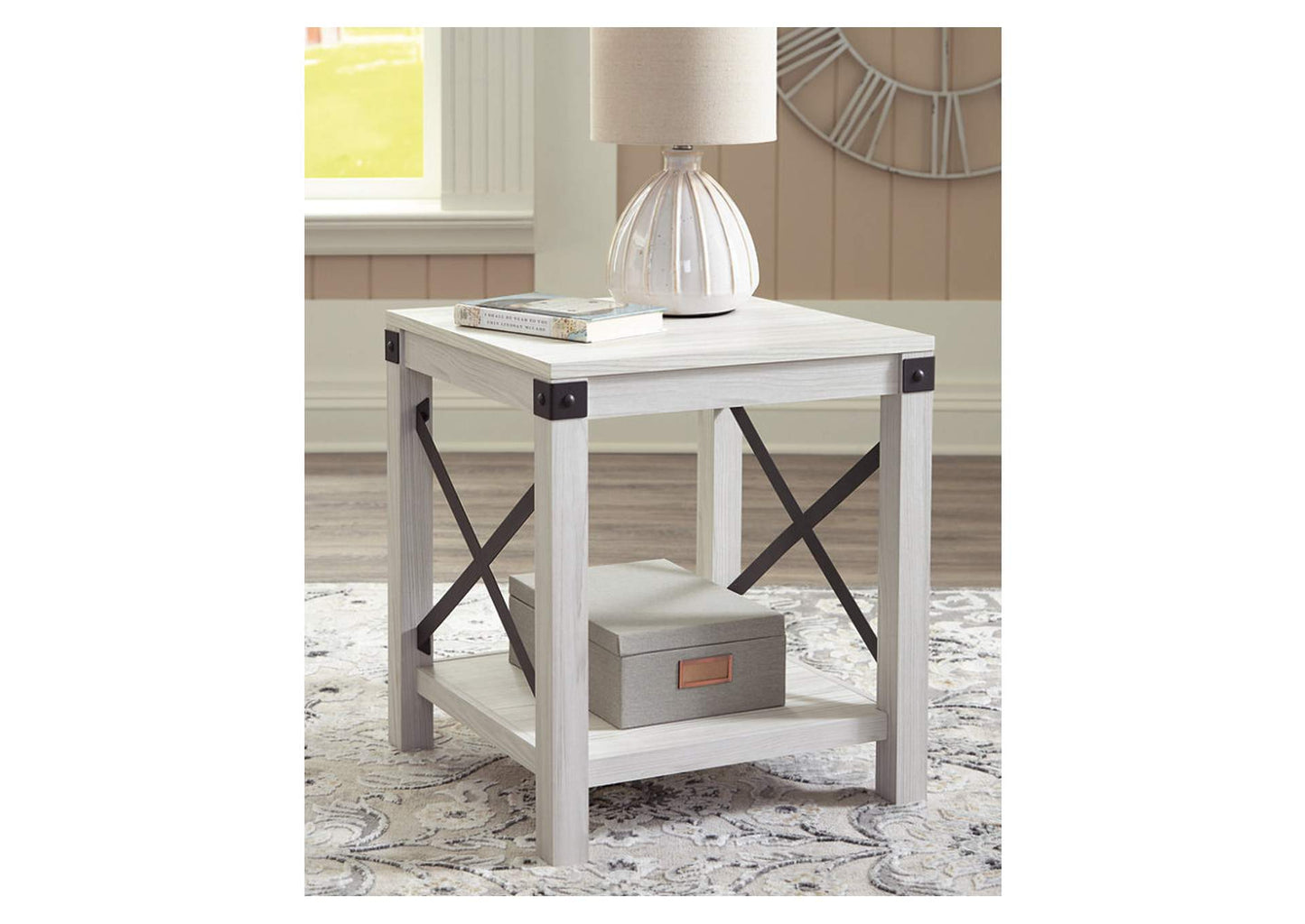 Bayflynn End Table