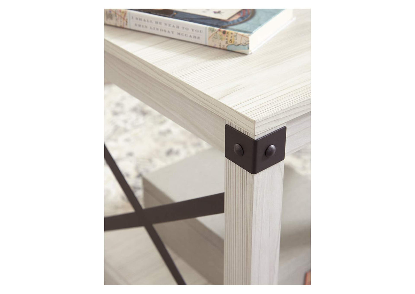 Bayflynn End Table