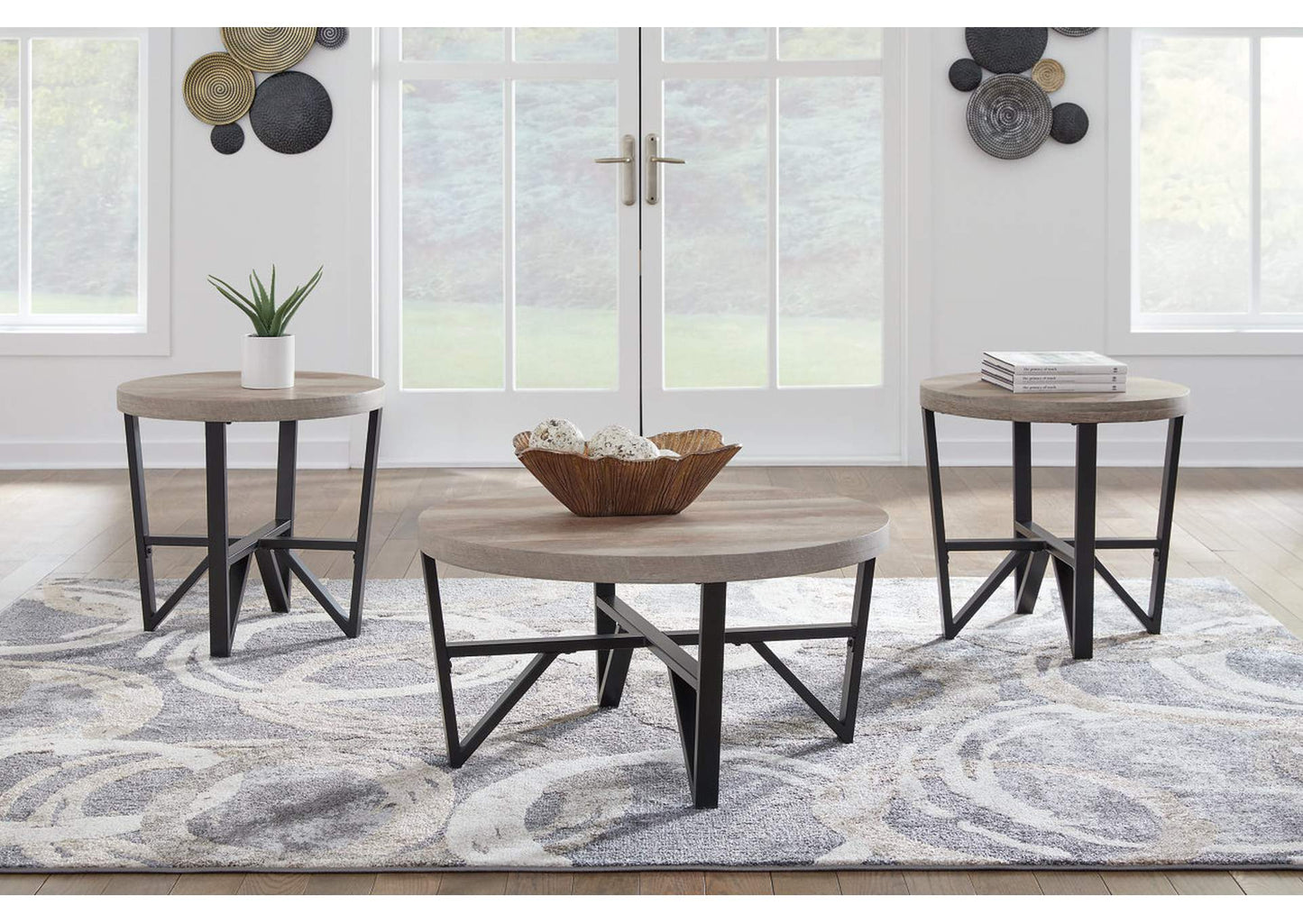 Deanlee Table (Set of 3)