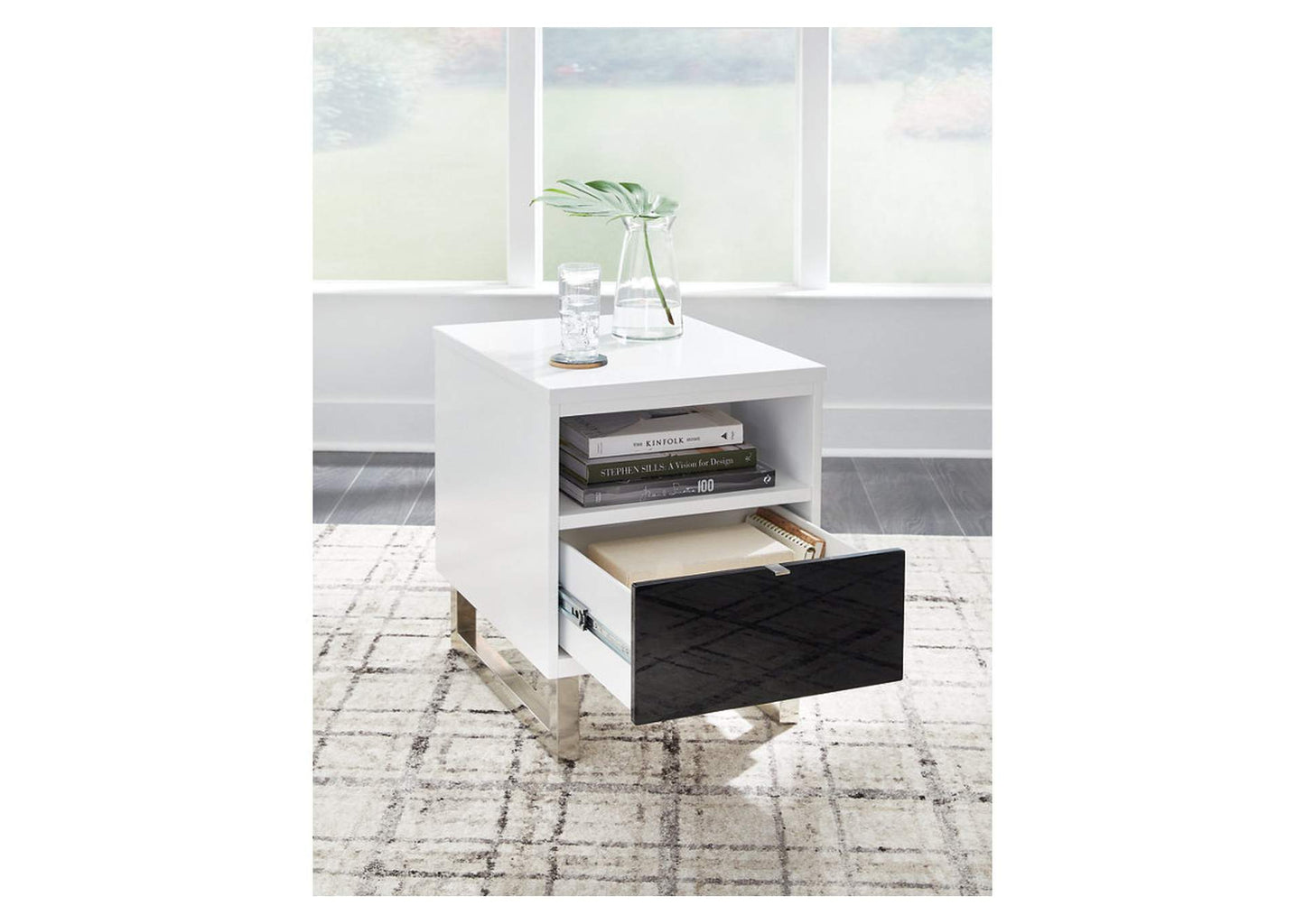 Gardoni Chairside End Table