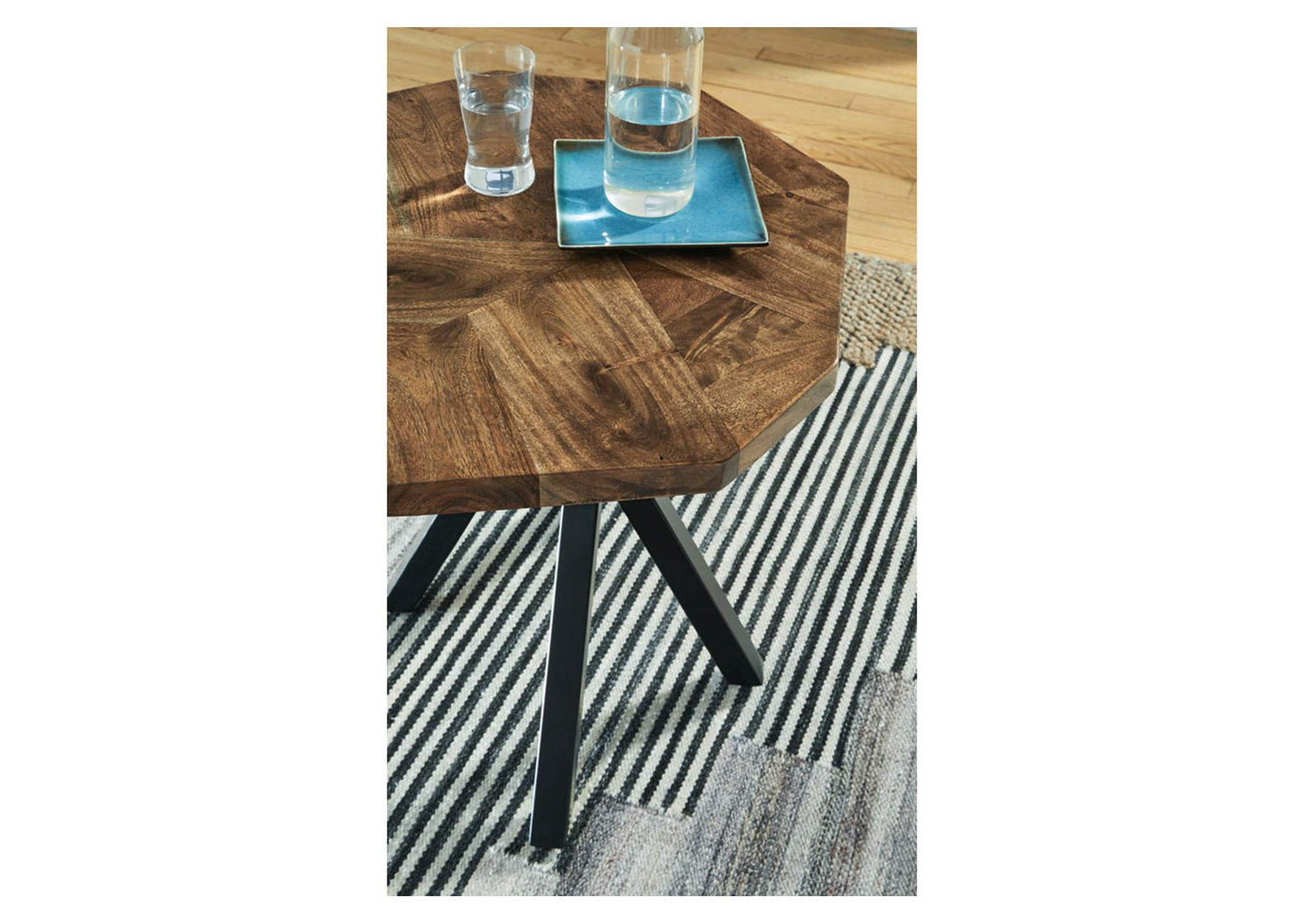 Haileeton Coffee Table with 1 End Table