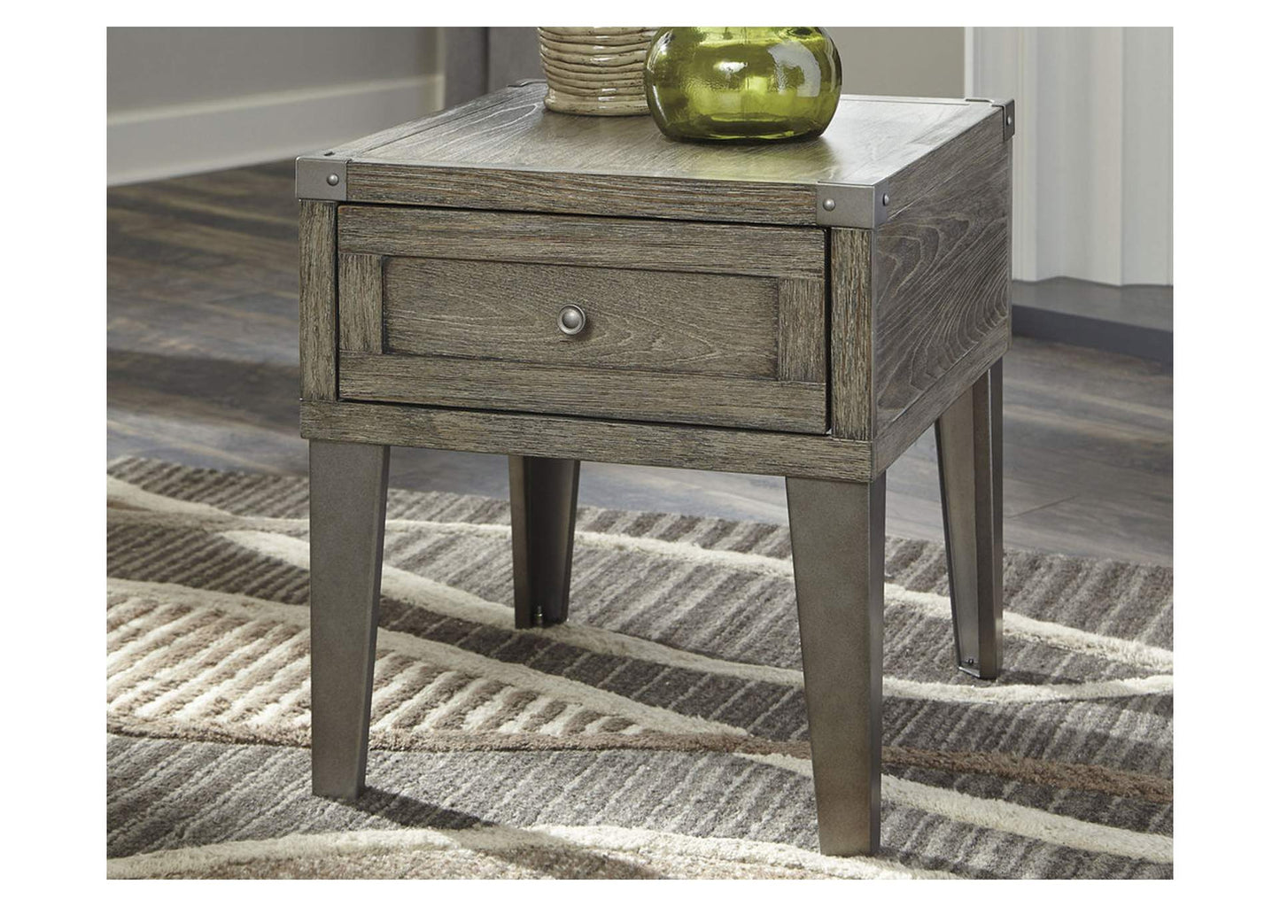 Chazney End Table