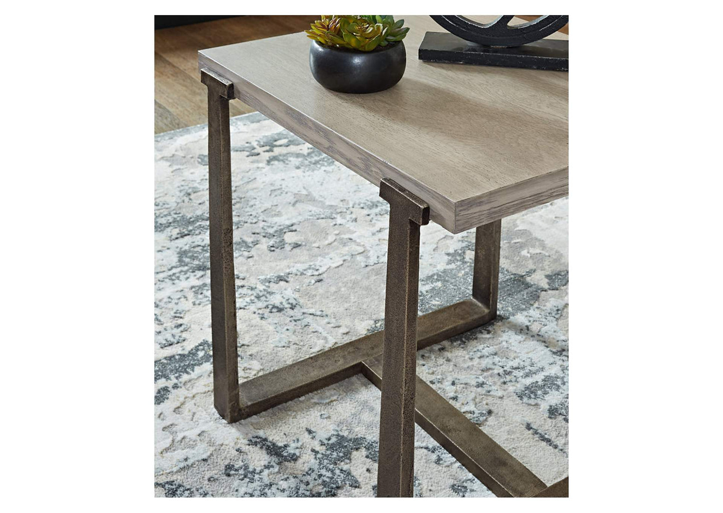 Dalenville Coffee Table with 2 End Tables