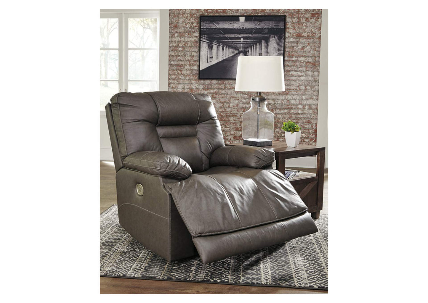 Wurstrow Power Recliner